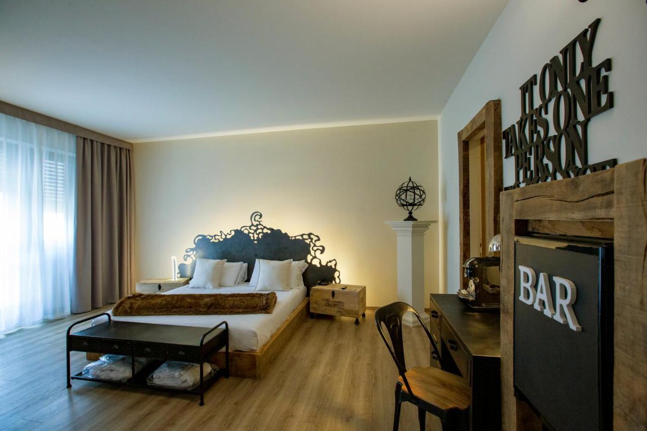 Hotel Villa Malpensa Vizzola Ticino Ngoại thất bức ảnh