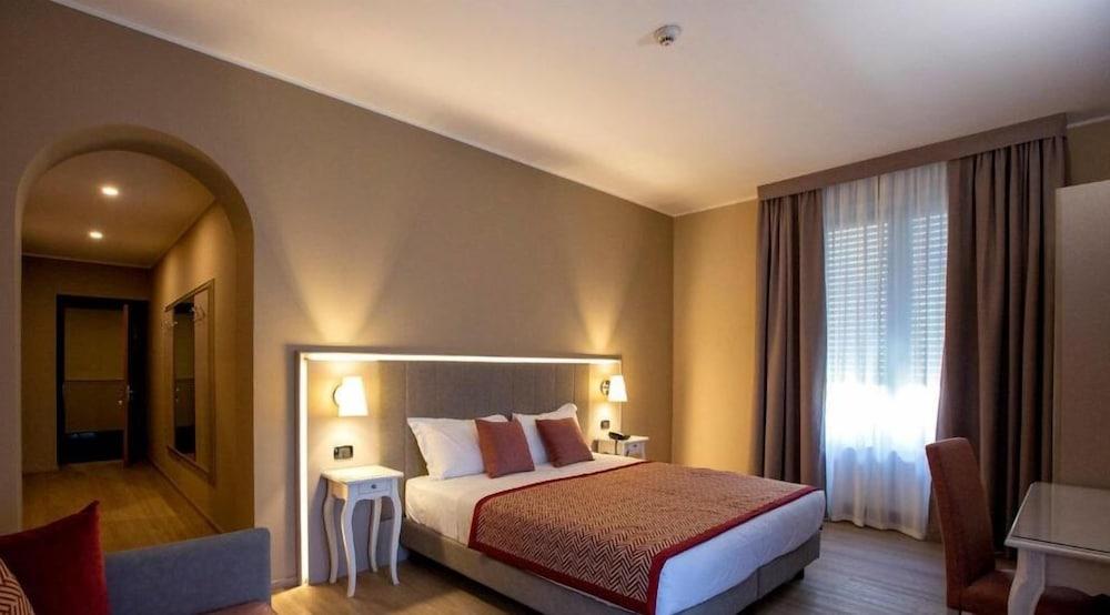Hotel Villa Malpensa Vizzola Ticino Ngoại thất bức ảnh