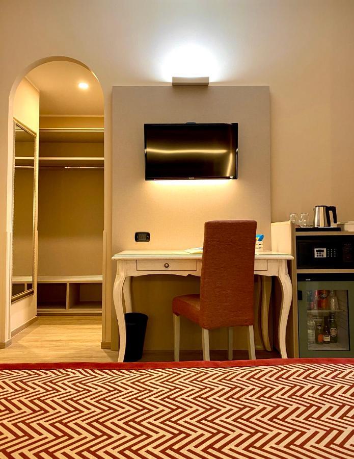 Hotel Villa Malpensa Vizzola Ticino Ngoại thất bức ảnh