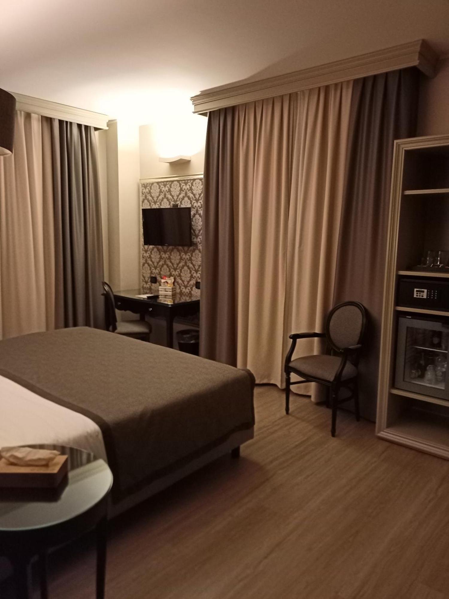Hotel Villa Malpensa Vizzola Ticino Ngoại thất bức ảnh